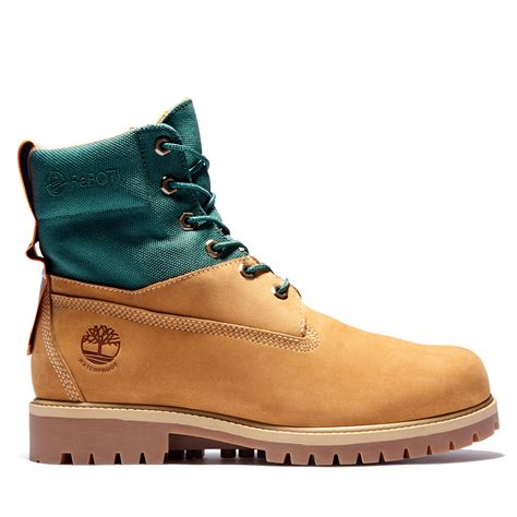 TIMBERLAND BOOTS .